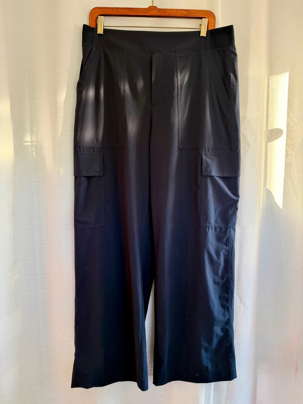 Athleta Navy Wide Leg Cargo Pants Size 14 Stretch Utility Pants